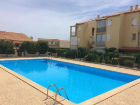 T2 avec piscine, tennis & parking - Proche plage - 3/4 pers - FR-1-795-54